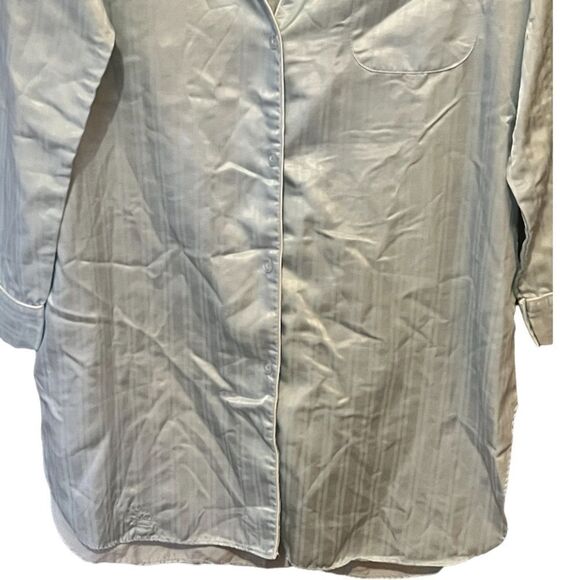 Vintage Vandemere Night Shirt - Picture 3 of 5